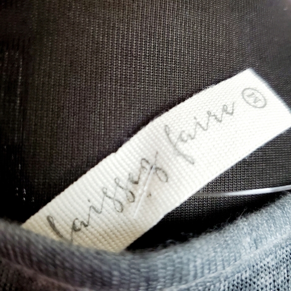 Linen Laissez Faire partial wrap blouse tie bottom - Picture 5 of 7